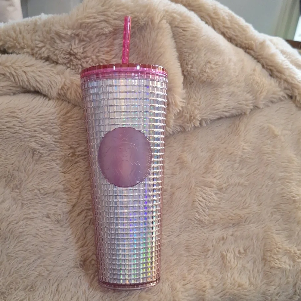 Starbucks 2023 Iridescent Pink Silver Bubblegum Grid Cold Tumbler- NEW